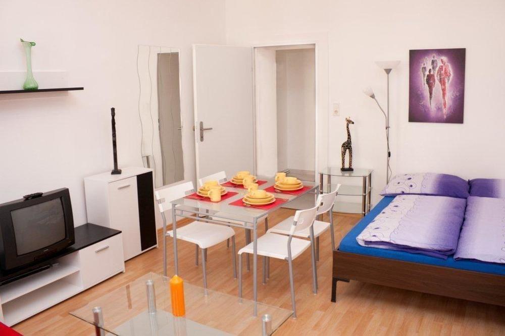 Raisa Randhartingergasse 12 Hotel Vienne