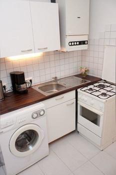 Raisa Randhartingergasse 12 * Vienne